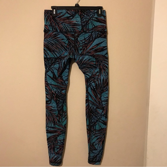 Lululemon inspire full length leggings - Picture 3 of 3